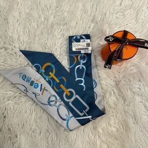 *SOLD* Brand new authentic Hermes twilly